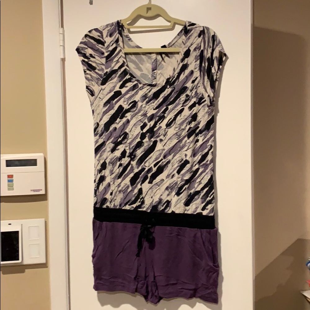 Short Romper size L
